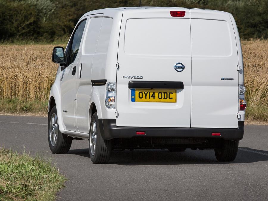  Nissan e-NV200 Van 2014 года  (UK) (фото 24 из 30)